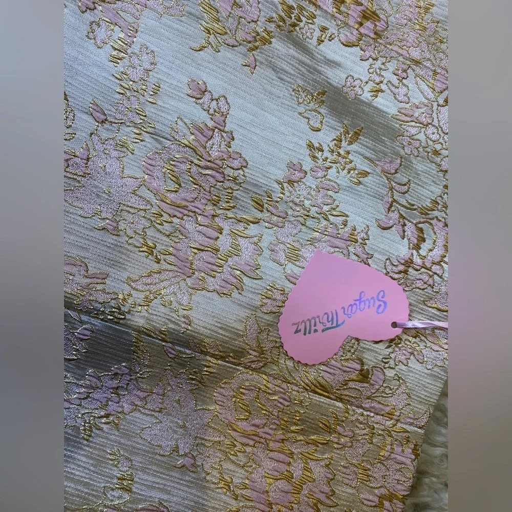 Sugar Thrillz Pink and Gold Floral Brocade mini skirt - Picture 2 of 5